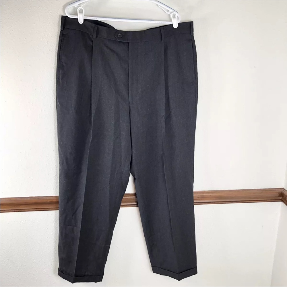 Men’s Axcess dress pants size 42X32